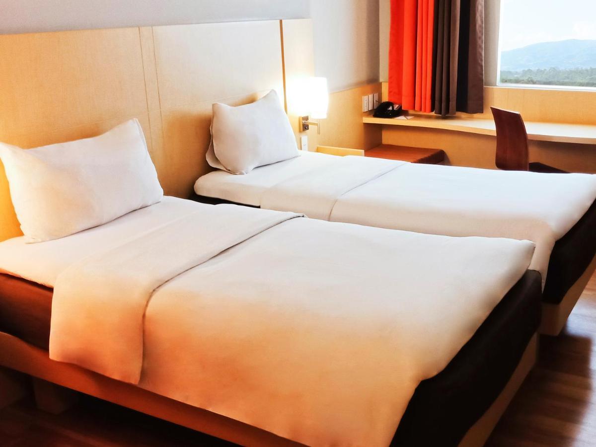 Ibis Padang Otel Dış mekan fotoğraf